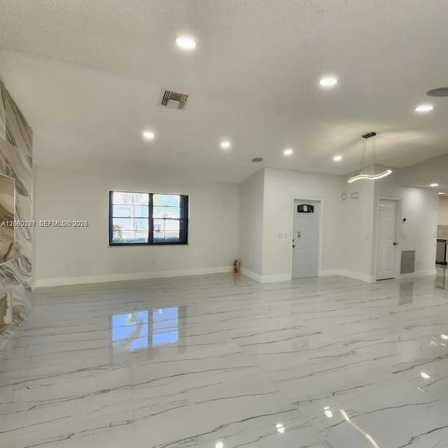 9088 SW 22nd St, Boca Raton FL 33428 - Boca Raton, FL - Photo 4
