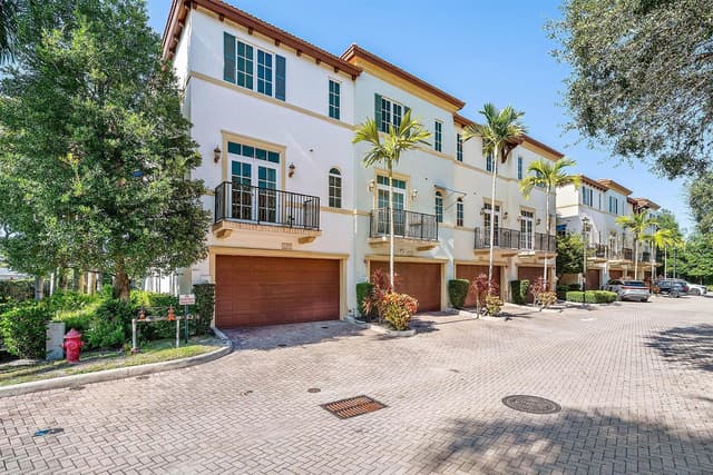 3281 Estancia Lane, Boynton Beach FL 33435 - Boynton Beach, FL - Photo 3