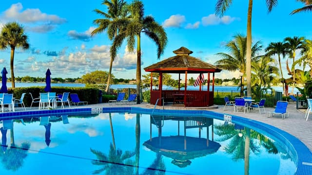 7030 Half Moon Circle # 216, Hypoluxo FL 33462 - Hypoluxo, FL - Photo 2