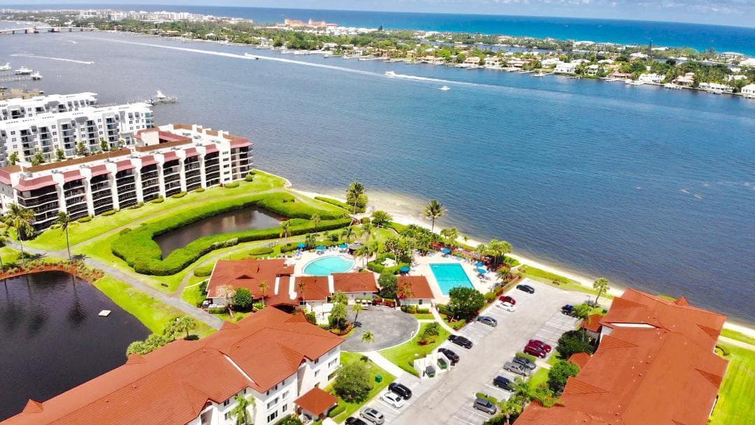 7030 Half Moon Circle # 216, Hypoluxo FL 33462 - Hypoluxo, FL - Photo 1