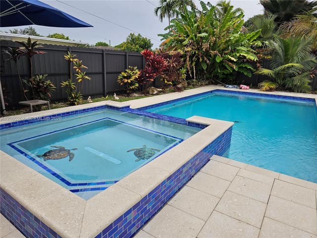 20700 Leeward Ln, Cutler Bay FL 33189 - Cutler Bay, FL - Photo 6