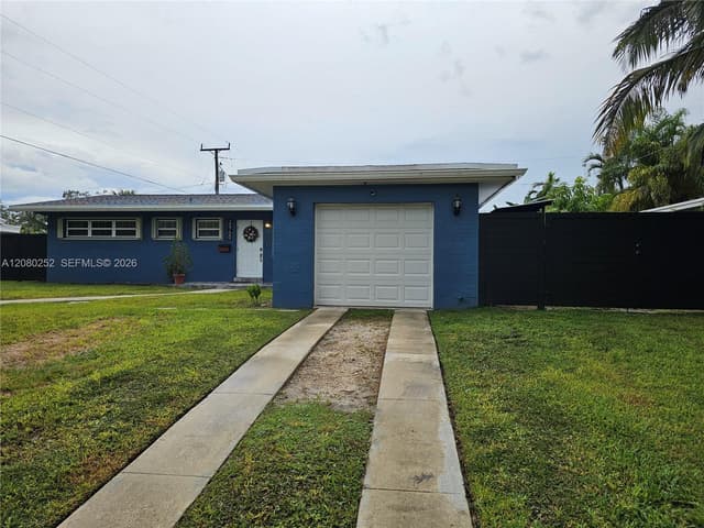 20700 Leeward Ln, Cutler Bay FL 33189 - Cutler Bay, FL - Photo 5