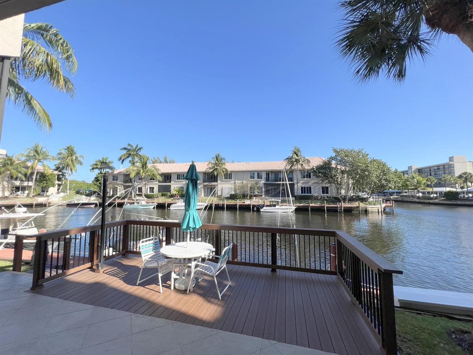 1 Royal Palm Way # 3050, Boca Raton FL 33432