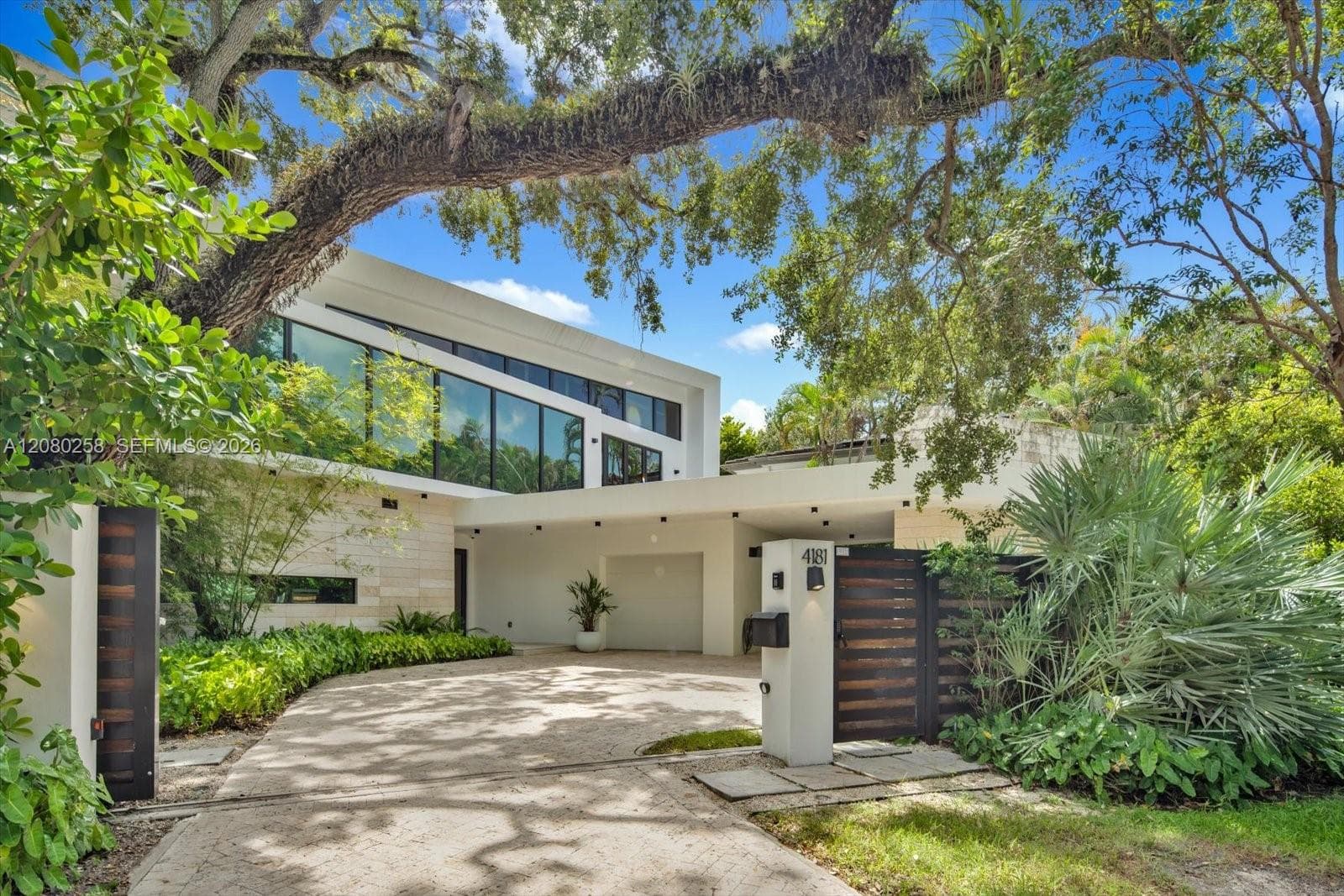 4181 Ingraham Hwy, Miami FL 33133 - Miami, FL - Photo 1