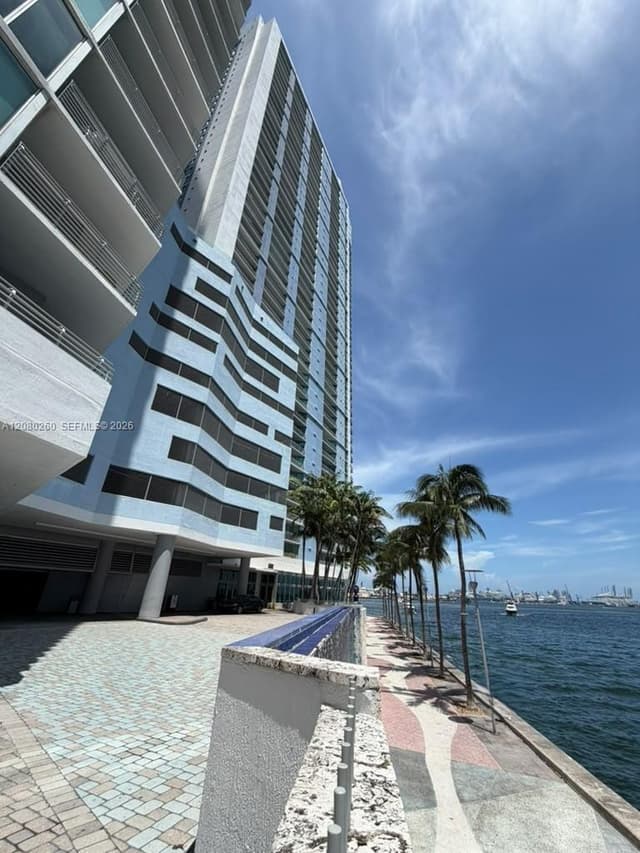 335 S Biscayne Blvd # 3901, Miami FL 33131 - Miami, FL - Photo 2