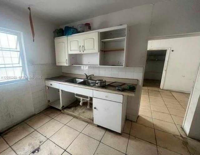 3708 NW 12th Ave, Miami FL 33127 - Miami, FL - Photo 2
