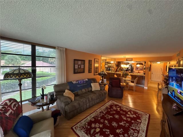 5613 Coral Lake Dr # 201, Margate FL 33063 - Margate, FL - Photo 7