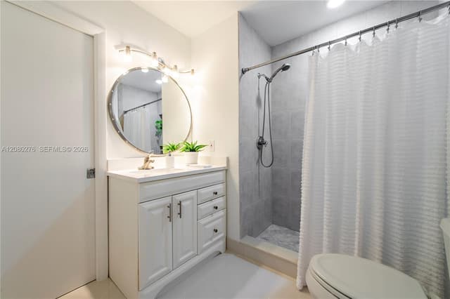 8580 Bella Vista Dr, Boca Raton FL 33433 - Boca Raton, FL - Photo 4