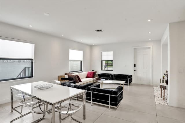 606 NE 191st Ter, Miami FL 33179 - Miami, FL - Photo 7
