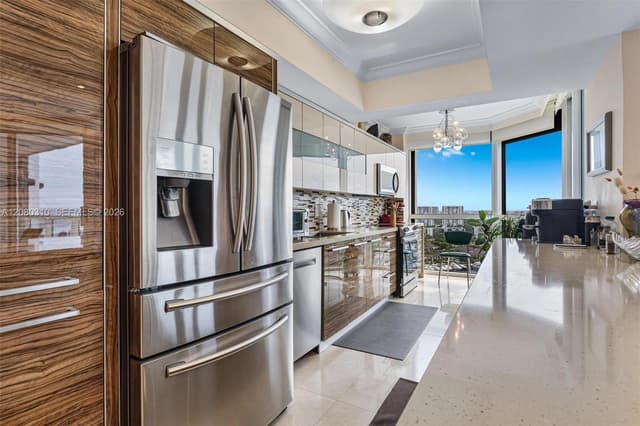 21205 Yacht Club Dr, Aventura FL 33180 - Aventura, FL - Photo 2