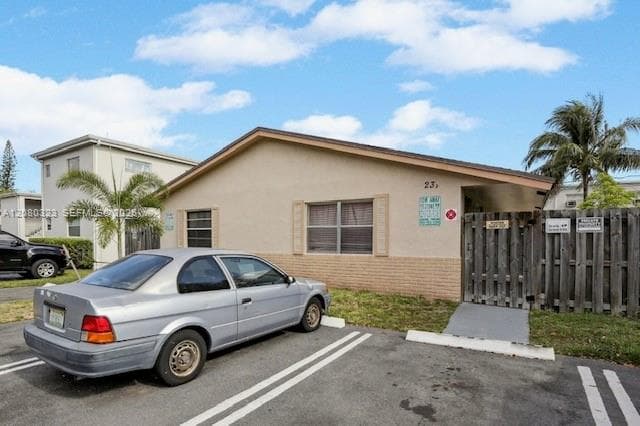 231 SW 8th Ct, Pompano Beach FL 33060 - Pompano Beach, FL - Photo 2