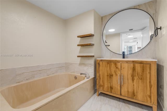 1717 N Bayshore Dr # 1541, Miami FL 33132 - Miami, FL - Photo 6