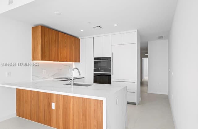 1400 biscayne # 3805, Miami FL 33132 - Miami, FL - Photo 4