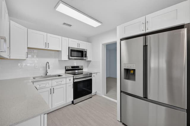1718 NW 7TH Street, Fort Lauderdale FL 33311 - Fort Lauderdale, FL - Photo 6