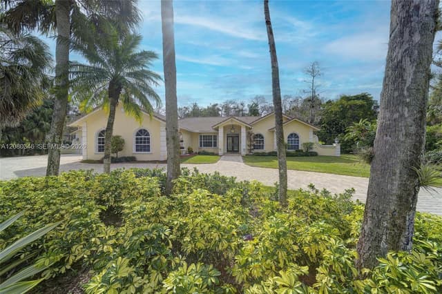 4750 W Leitner Dr, Coral Springs FL 33067 - Coral Springs, FL - Photo 4