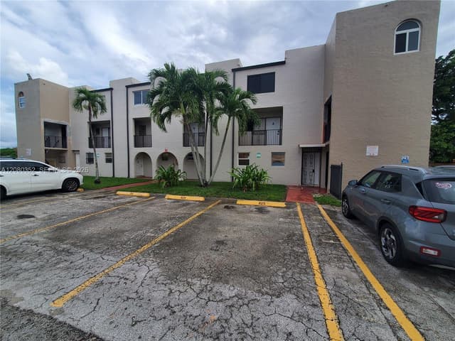 6600 W 2nd Ct # 15, Hialeah FL 33012 - Hialeah, FL - Photo 2