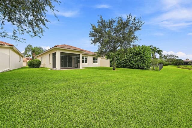 14820 Strand Lane, Delray Beach FL 33446 - Delray Beach, FL - Photo 5
