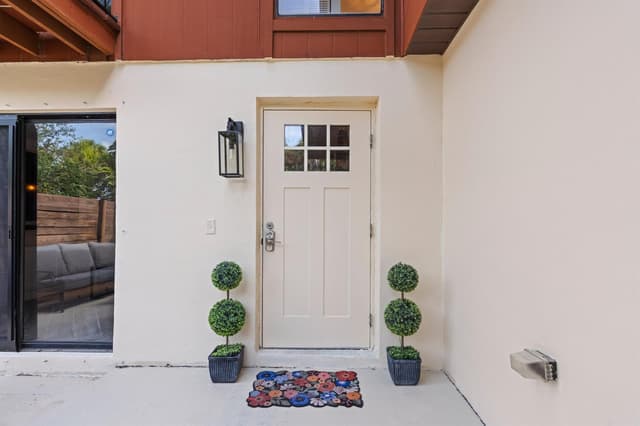 4340 Lilac Street # C, Palm Beach Gardens FL 33410 - Palm Beach Gardens, FL - Photo 2
