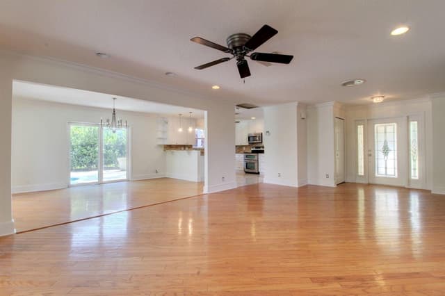 949 GREENSWARD Lane, Delray Beach FL 33445 - Delray Beach, FL - Photo 2