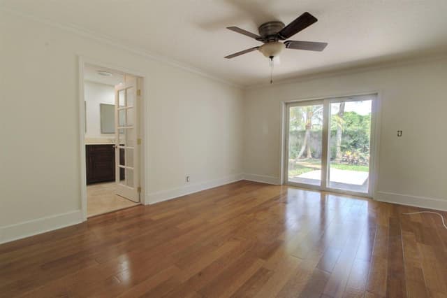 949 GREENSWARD Lane, Delray Beach FL 33445 - Delray Beach, FL - Photo 5