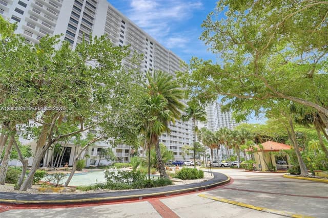 210 174th St # 1201, Sunny Isles Beach FL 33160 - Sunny Isles Beach, FL - Photo 3