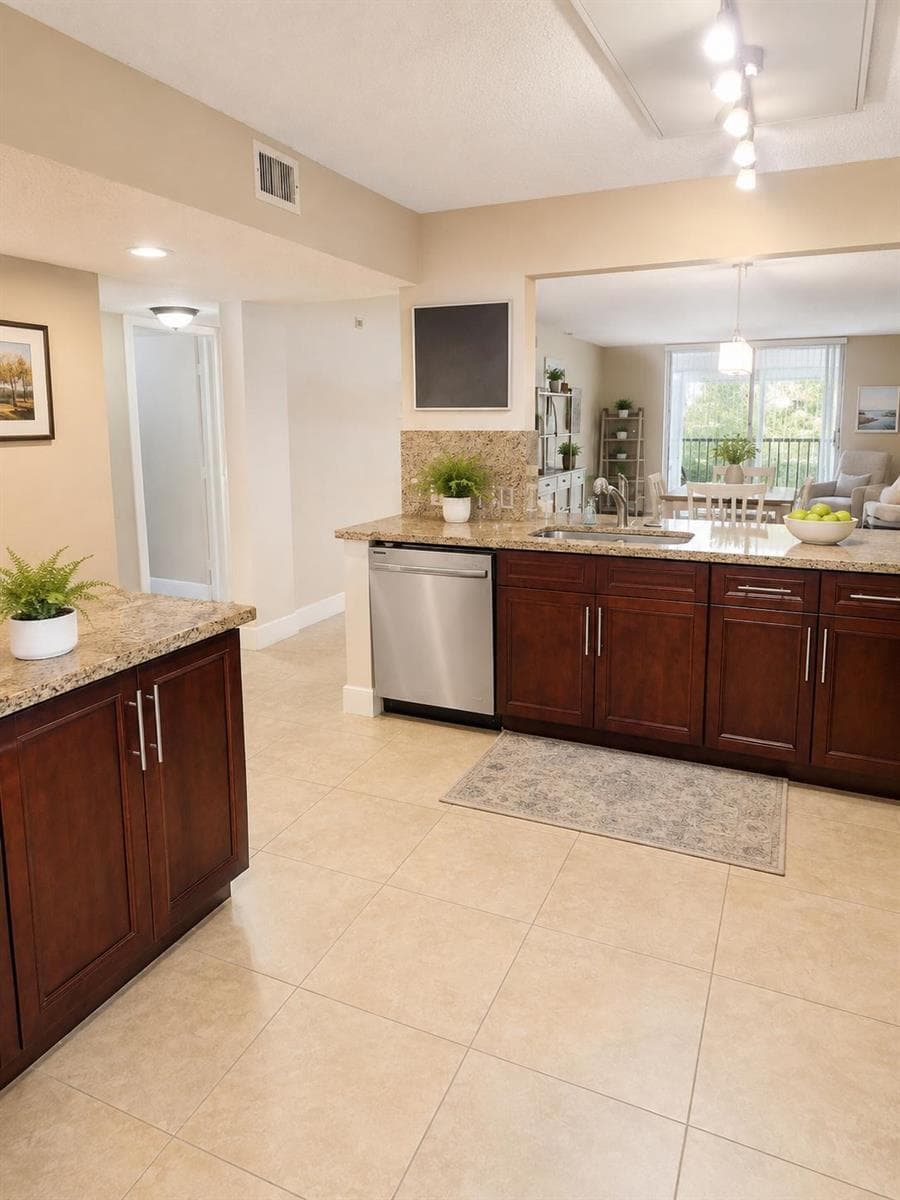 5574 Witney Drive # 206, Delray Beach FL 33484 - Delray Beach, FL - Photo 1