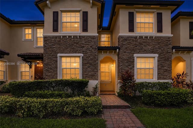 9145 SW 227th St # 4, Cutler Bay FL 33190 - Cutler Bay, FL - Photo 2
