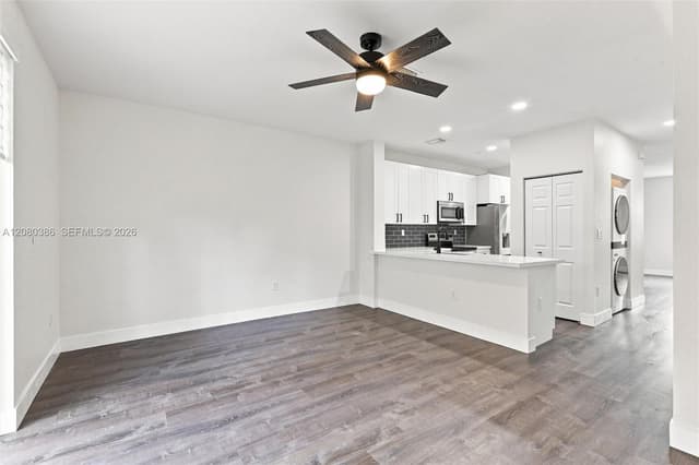 9145 SW 227th St # 4, Cutler Bay FL 33190 - Cutler Bay, FL - Photo 4