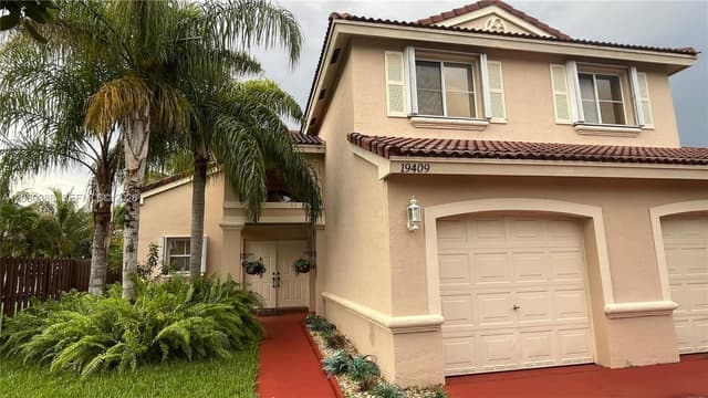 19409 NW 24th Pl, Pembroke Pines FL 33029 - Pembroke Pines, FL - Photo 3