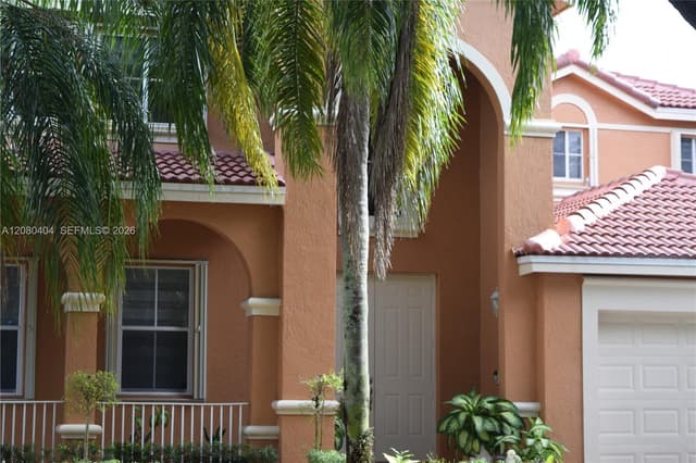 4154 Staghorn Ln, Weston FL 33331 - Weston, FL - Photo 2