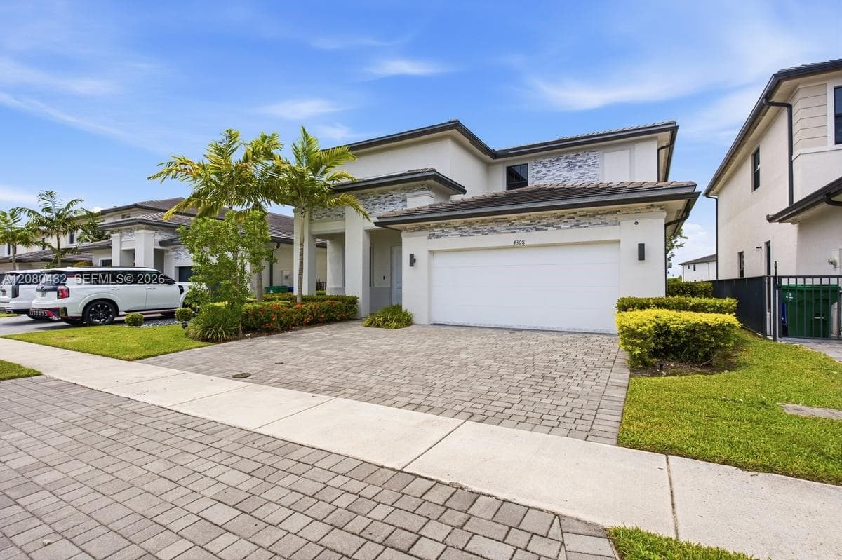 4308 SW 173rd Ave, Miramar FL 33029 - Miramar, FL - Photo 1