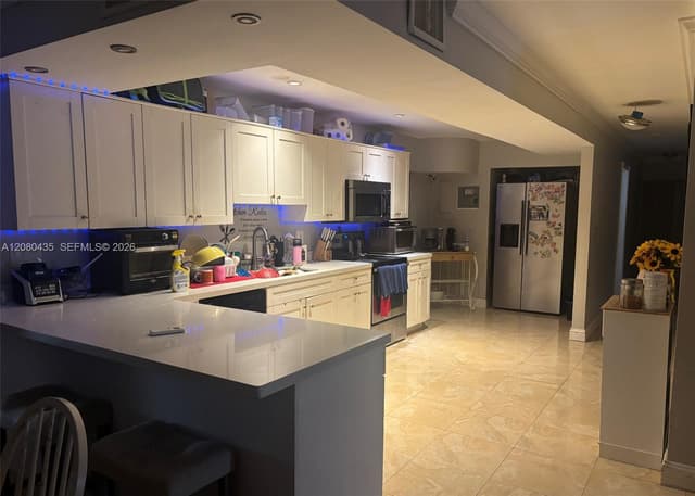 7912 NW 73rd Ave, Tamarac FL 33321 - Tamarac, FL - Photo 2