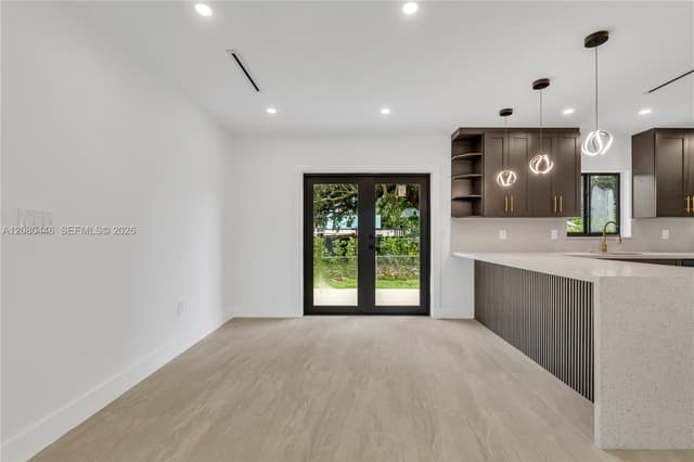 6235 SW 24th St, Miami FL 33147 - Miami, FL - Photo 7