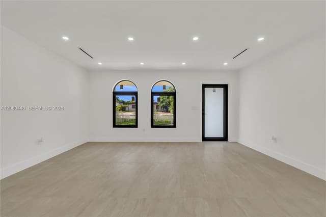 6235 SW 24th St, Miami FL 33147 - Miami, FL - Photo 5