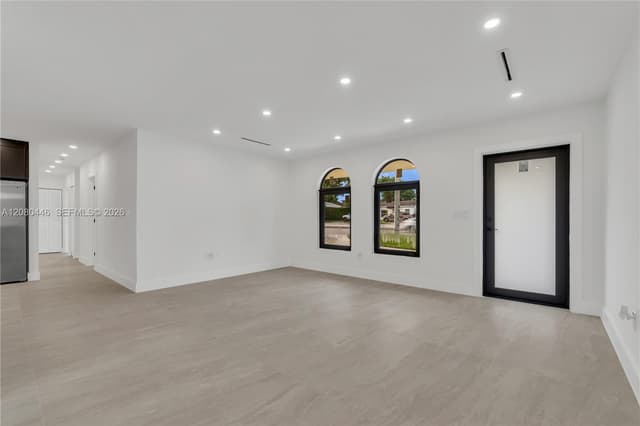 6235 SW 24th St, Miami FL 33147 - Miami, FL - Photo 4