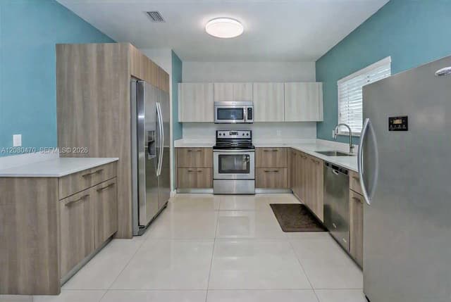 17801 SW 108th Ct, Miami FL 33157 - Miami, FL - Photo 6