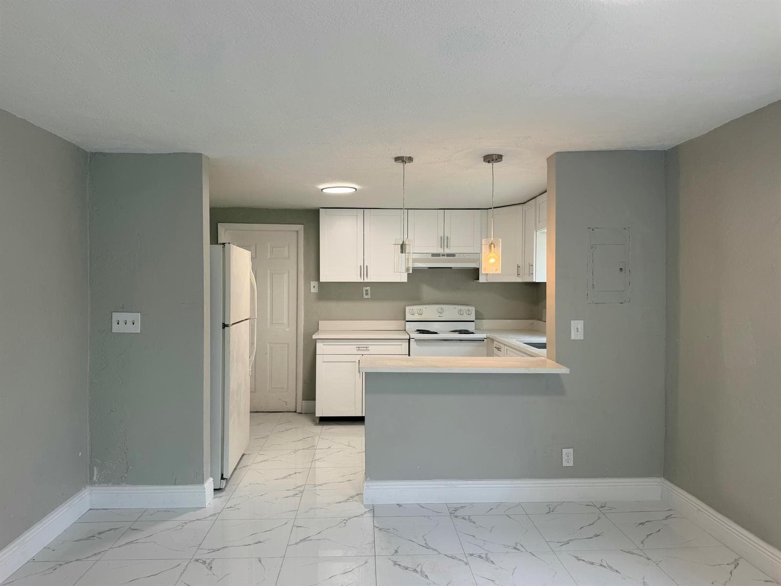 605 NW 9TH Avenue, Pompano Beach FL 33060 - Pompano Beach, FL - Photo 1