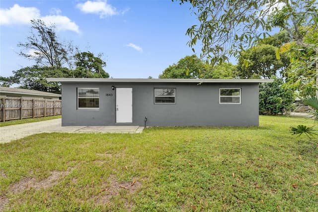 1843 Lauderdale Manor Dr, Fort Lauderdale FL 33311 - Fort Lauderdale, FL - Photo 4