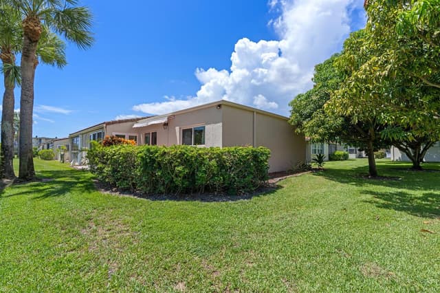 2534 Boundbrook Drive S # 115, West Palm Beach FL 33406 - West Palm Beach, FL - Photo 2