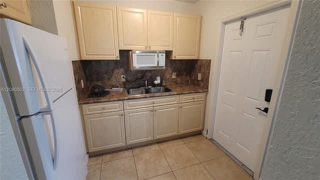 2400 NW 152nd St, Miami Gardens FL 33054 - Miami Gardens, FL - Photo 3