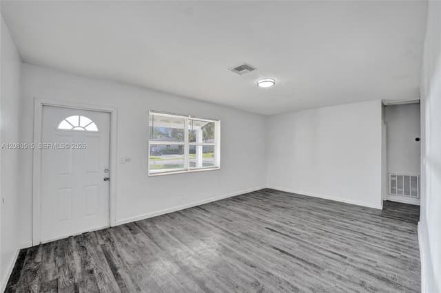 1421 NW 3rd Ave, Fort Lauderdale FL 33311 - Fort Lauderdale, FL - Photo 4