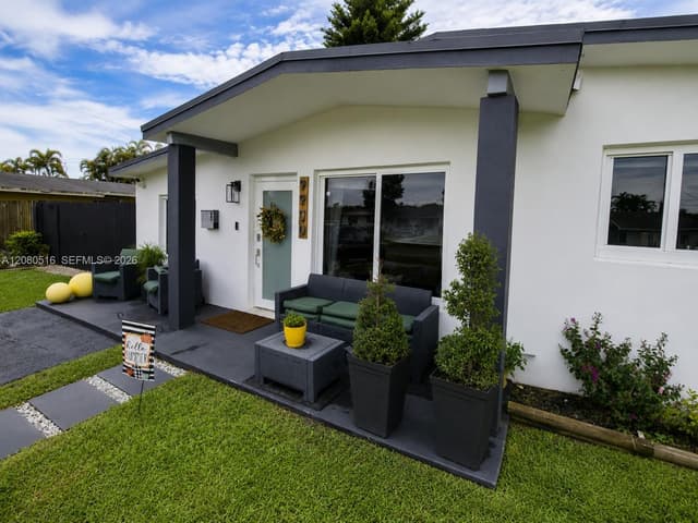 9900 SW 87th St, Miami FL 33173 - Miami, FL - Photo 3