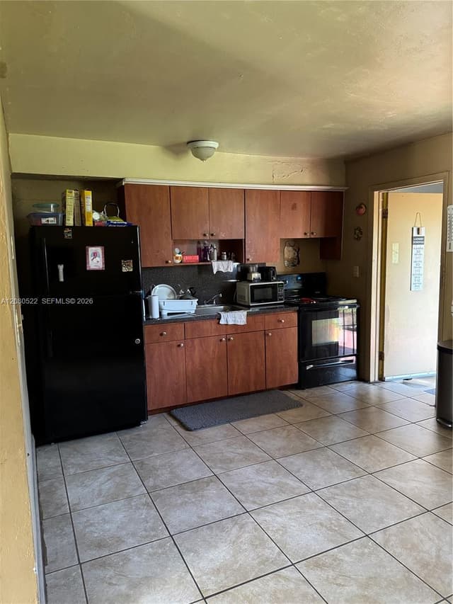 1075 NW 100th St, Miami FL 33150 - Miami, FL - Photo 4