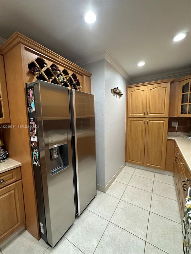 5505 W 14th Ln, Hialeah FL 33012 - Hialeah, FL - Photo 5