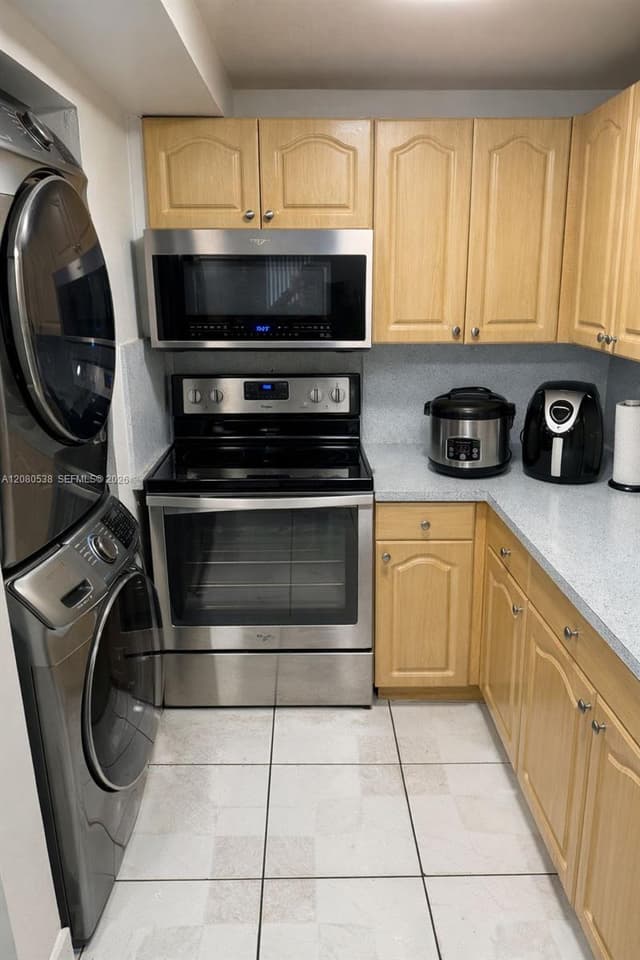 10090 NW 80th Ct # 1540, Hialeah Gardens FL 33016 - Hialeah Gardens, FL - Photo 5