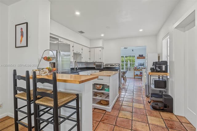 6440 SW 35th St, Miami FL 33155 - Miami, FL - Photo 2