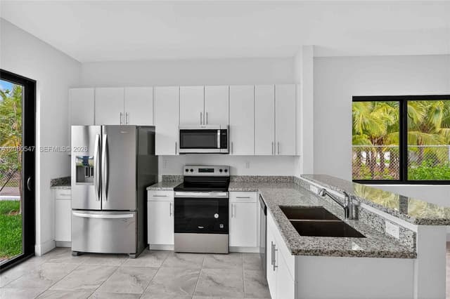 18922 SW 316th St, Homestead FL 33030 - Homestead, FL - Photo 6