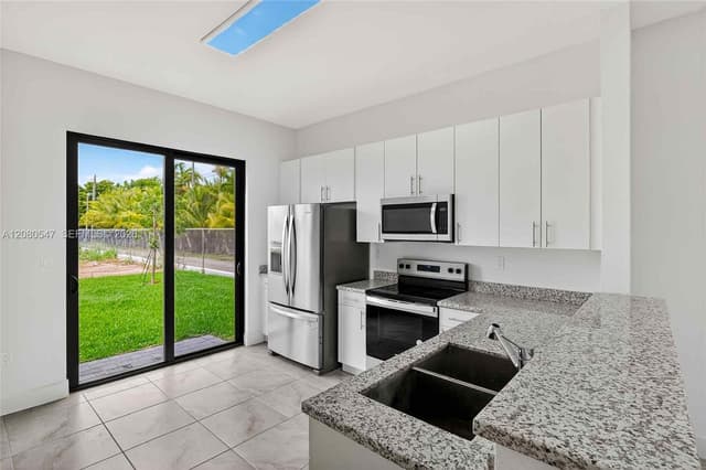 18922 SW 316th St, Homestead FL 33030 - Homestead, FL - Photo 7