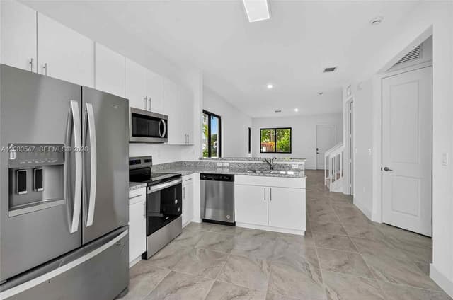 18922 SW 316th St, Homestead FL 33030 - Homestead, FL - Photo 4