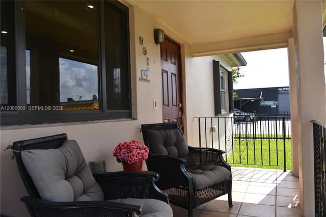 991 E 47th St, Hialeah FL 33013 - Hialeah, FL - Photo 4